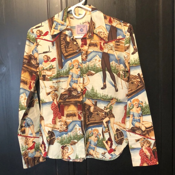 Cowboy style pinup print button up 🤠 - Picture 1 of 4